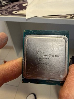 Intel Xeon E5-2680 v2 Prozessor   LGA2011   10 Kerne / 20 Threads
