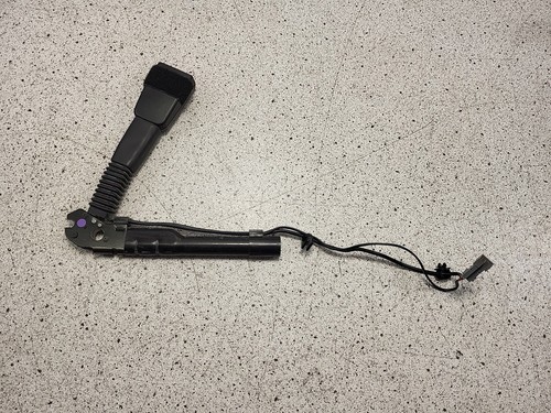 BMW E90 320d, Untergurt mit Gurtstrammer links, 72117213563