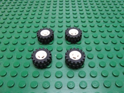 4x LEGO Black Tire 15 x 6mm Offset Tread SMALL White Wheel Classic Town #4624c02