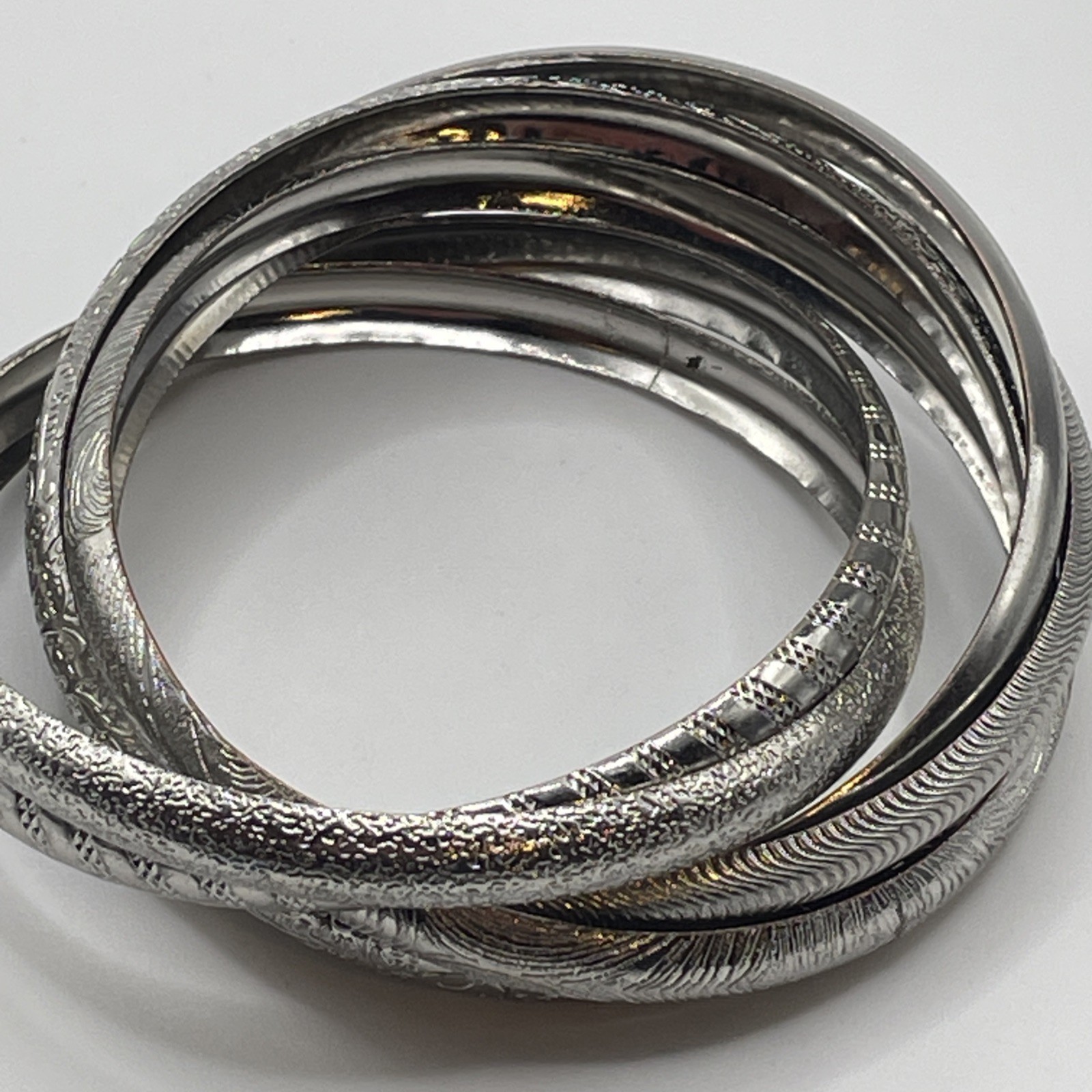 Bracelet Chunky Patterned Ornate Interlocked Jang… - image 3