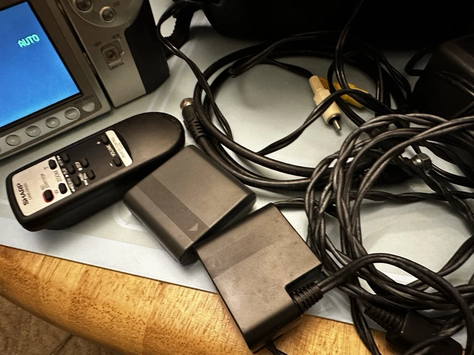 Sharp VL -E760 - Изображение 3 из 4