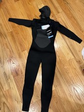 XCEL Axis Women's Wetsuit Size 8 with Hood WT54ZXH0-BLK-8
