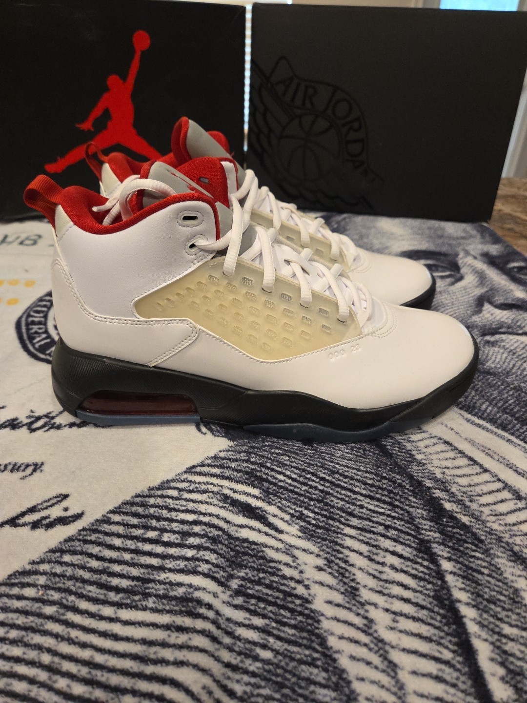 8.5M 2019 Jordan MAXIN Fire Red