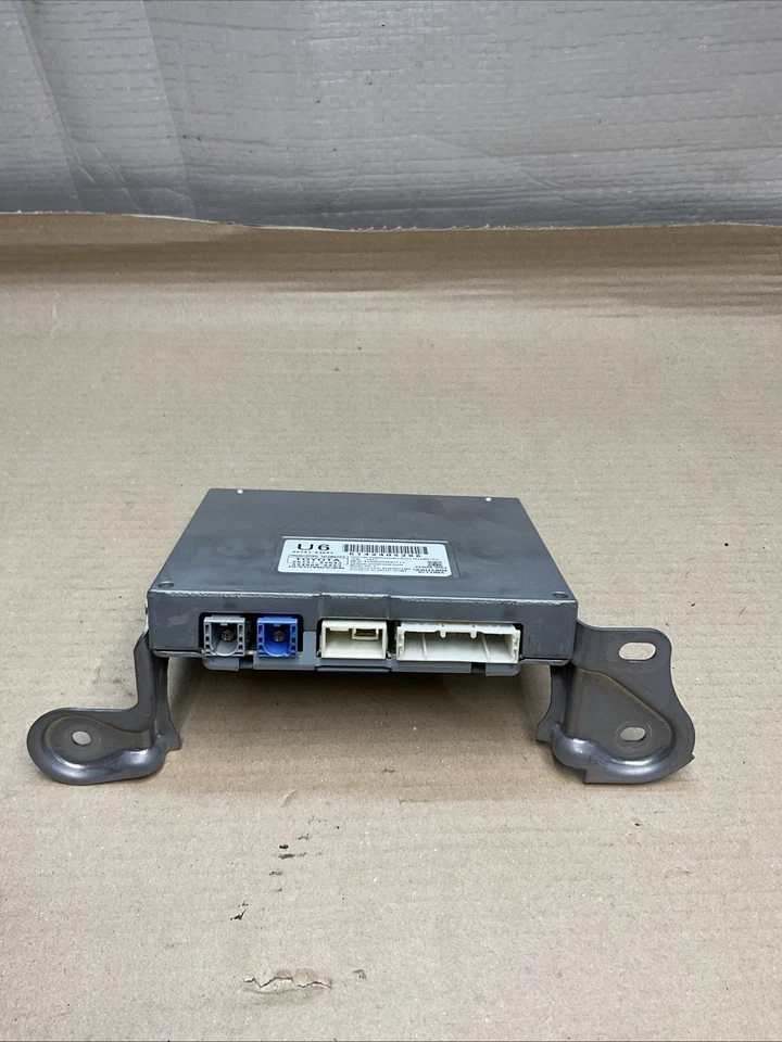 Módulo de control transceptor de comunicación OEM 14-19 Lexus IS250 F-Sport 83K Foto 3 de 4