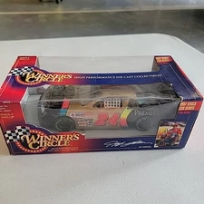 Winner's Circle Jeff Gordon Chroma Premier Dupont Die-Cast 1/24 New