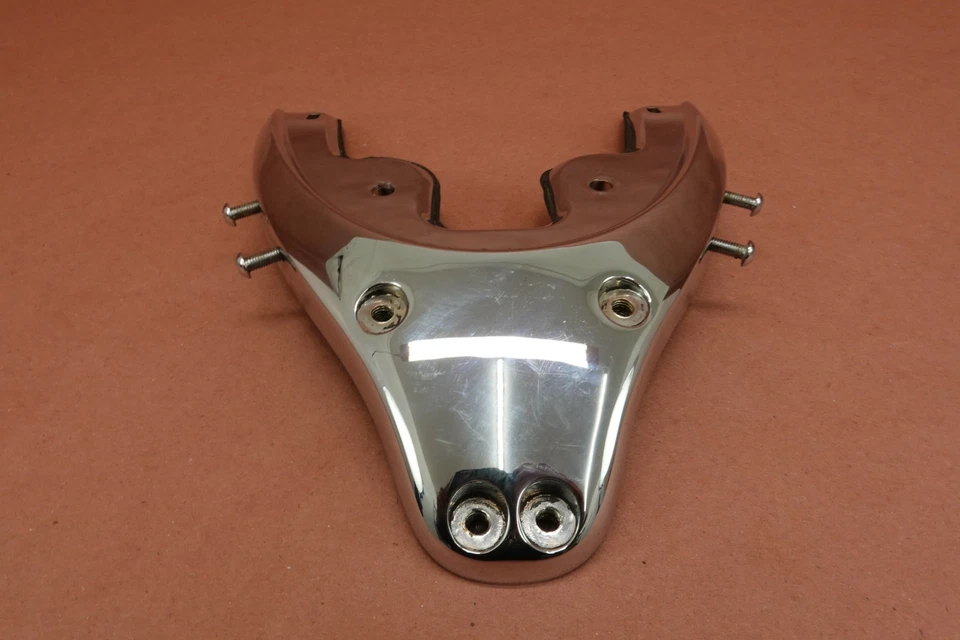 Кронштейн для крепления опоры крыла заднего колеса Harley Davidson V-rod Vrod 2002-2006 годов выпуска - Изображение 4 из 4