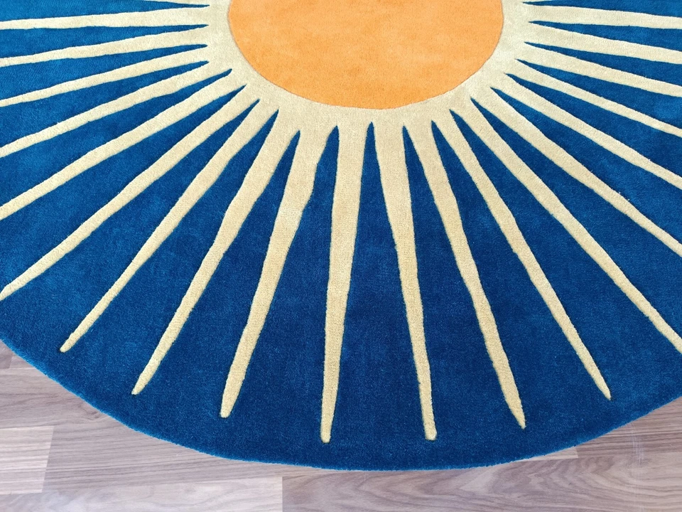 Vaserely - Moss Green Hand Tufted 100% Wool Soft Area Rug Carpet - Image 3 of 4