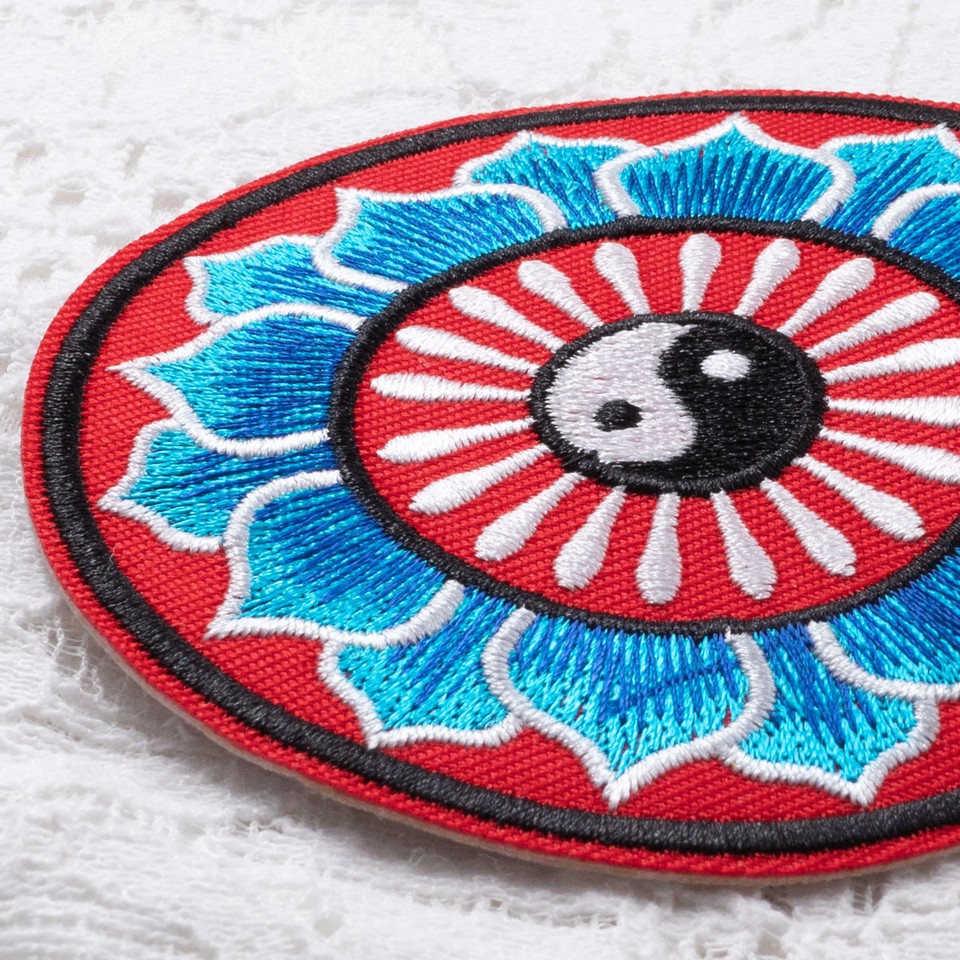 Iron On Patches Colourful SWOOSH Embroidered Sew On / Iron On Patch – Sports Logo Badge For Jackets, Bags Embroidered Swoosh Design Patch - Foto 9