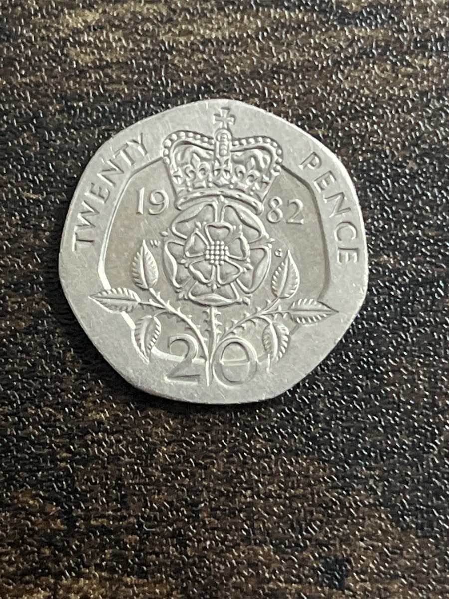 1982 Great Britain UK Elizabeth II 20 Twenty Pence Beautiful