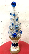 Flaschenbürste Weihnachtsbaum, klein, weiß, Perlen, Samtband, Holzspule, 5-1/4"