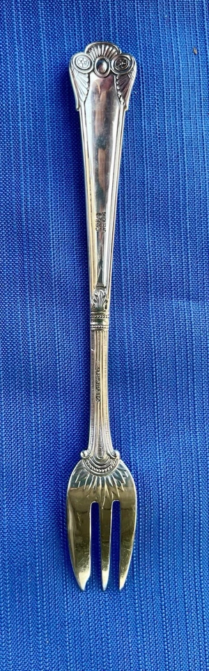 Gorham Cluny Sterling Silver Oyster/Cocktail Fork Set Of 8 - Antique by Gorham - Image 4 of 4