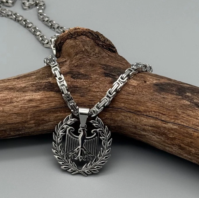 Deutschland Anhänger Bundesadler im Lorbeerkranz mit Königskette 60cm Edelstahl - Bild 2 von 4