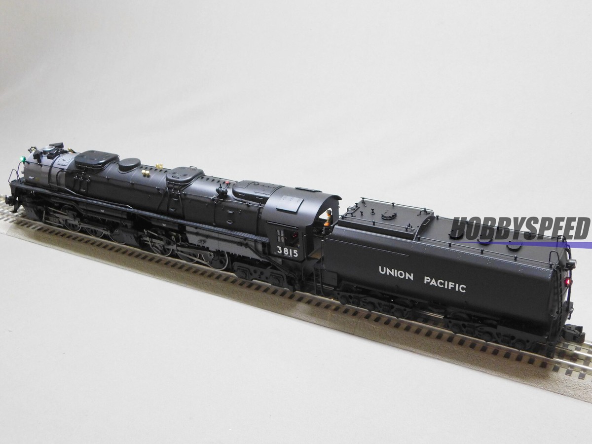 LIONEL UNION PACIFIC UP LEGACY CHALLENGER #3815 STEAM ENGINE O