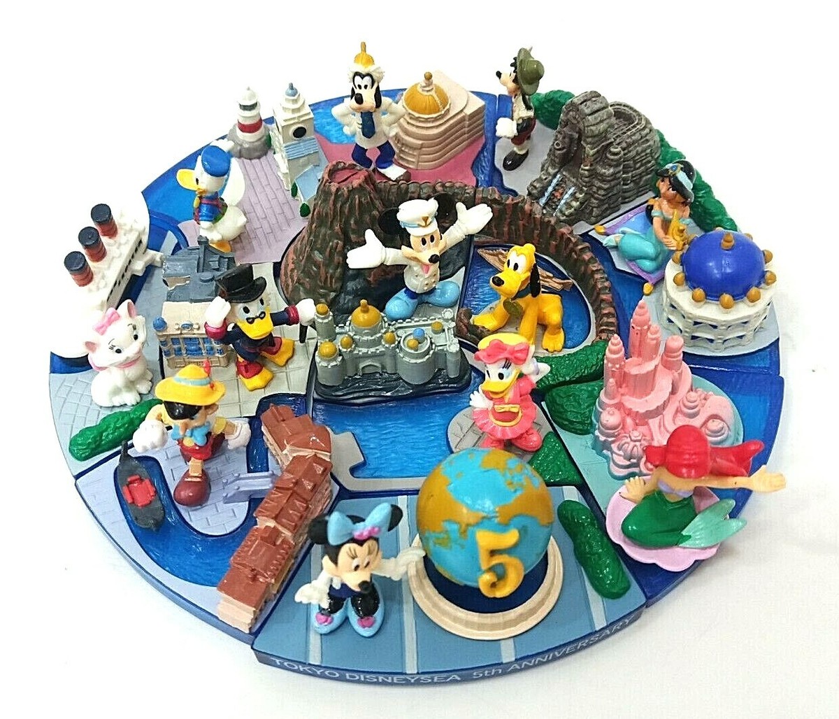 Tokyo Disney Sea 5th anniversary Mickey Jigsaw Diorama Figure