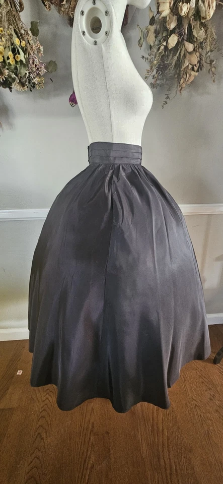 复古 20 世纪 80 年代黑色 Gunnesax 圆裙 Mkd 尺寸 7 — 第 3/4 张图片