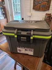 Pelican 8Qt Lunch Box Cooler NEW