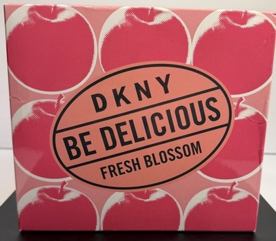 BE DELICIOUS FRESH BLOSSOM by DKNY 2-Piece Set 1 oz Perfume & 4.2oz Body Spray 