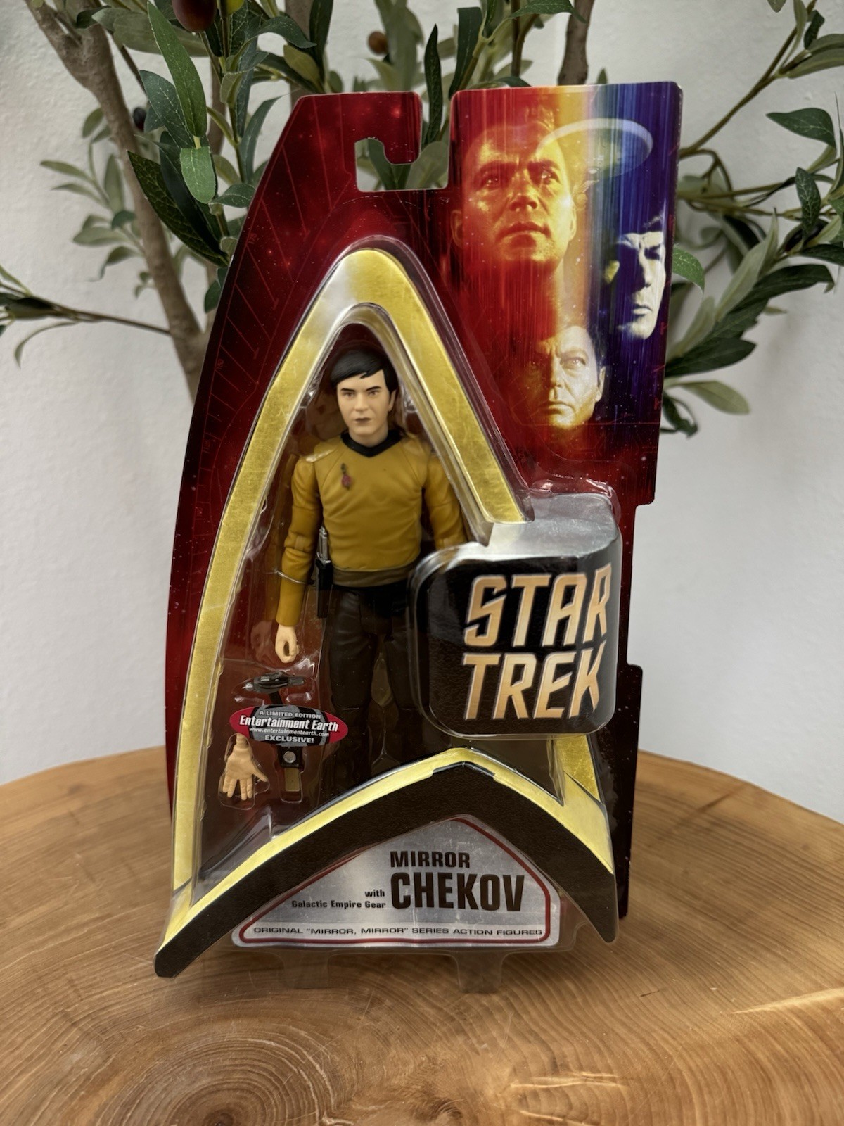 Star Trek Art Asylum Mirror 7&rdquo;  Chekov