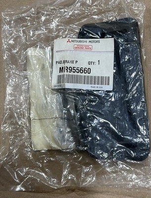 Genuine Mitsubishi MR955660 Replacement Rubber Brake Pedal Pad Oem New