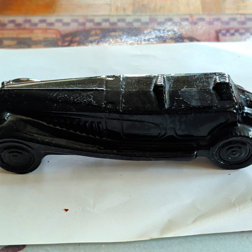 Avon Bugatti '27 Wild Country After Shave Black Glass Car Bottle 6.5 fl oz