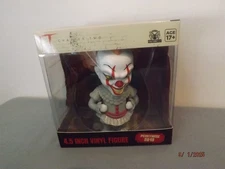 IT Chapter II Pennywise "2019" Vinyl Figure NEW