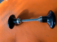 Poignées de porte forme olive en porcelaine noire anciennes carré de 7