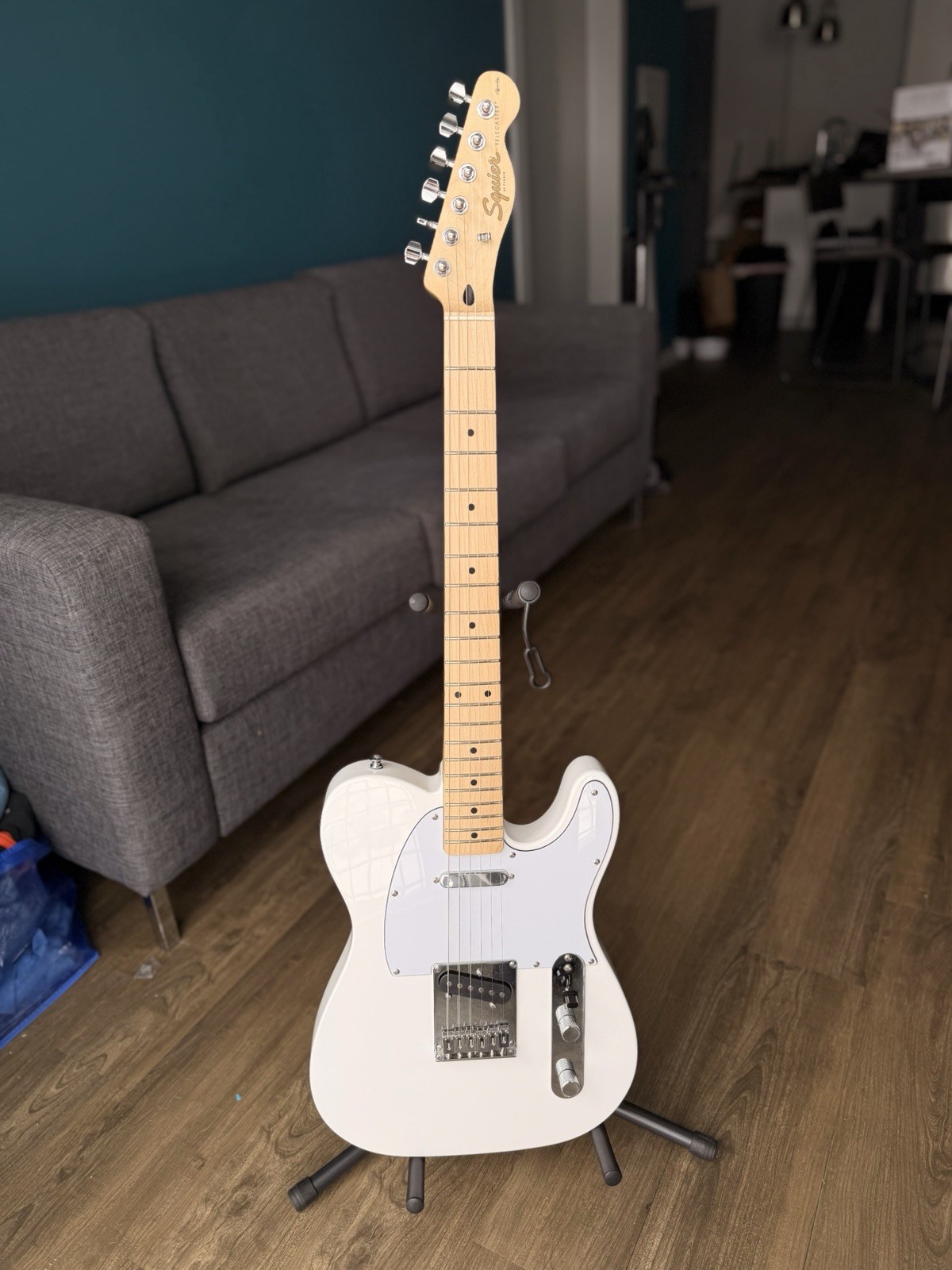 Fender Squire Affinity Telecaster Maple Fingerboard White Body