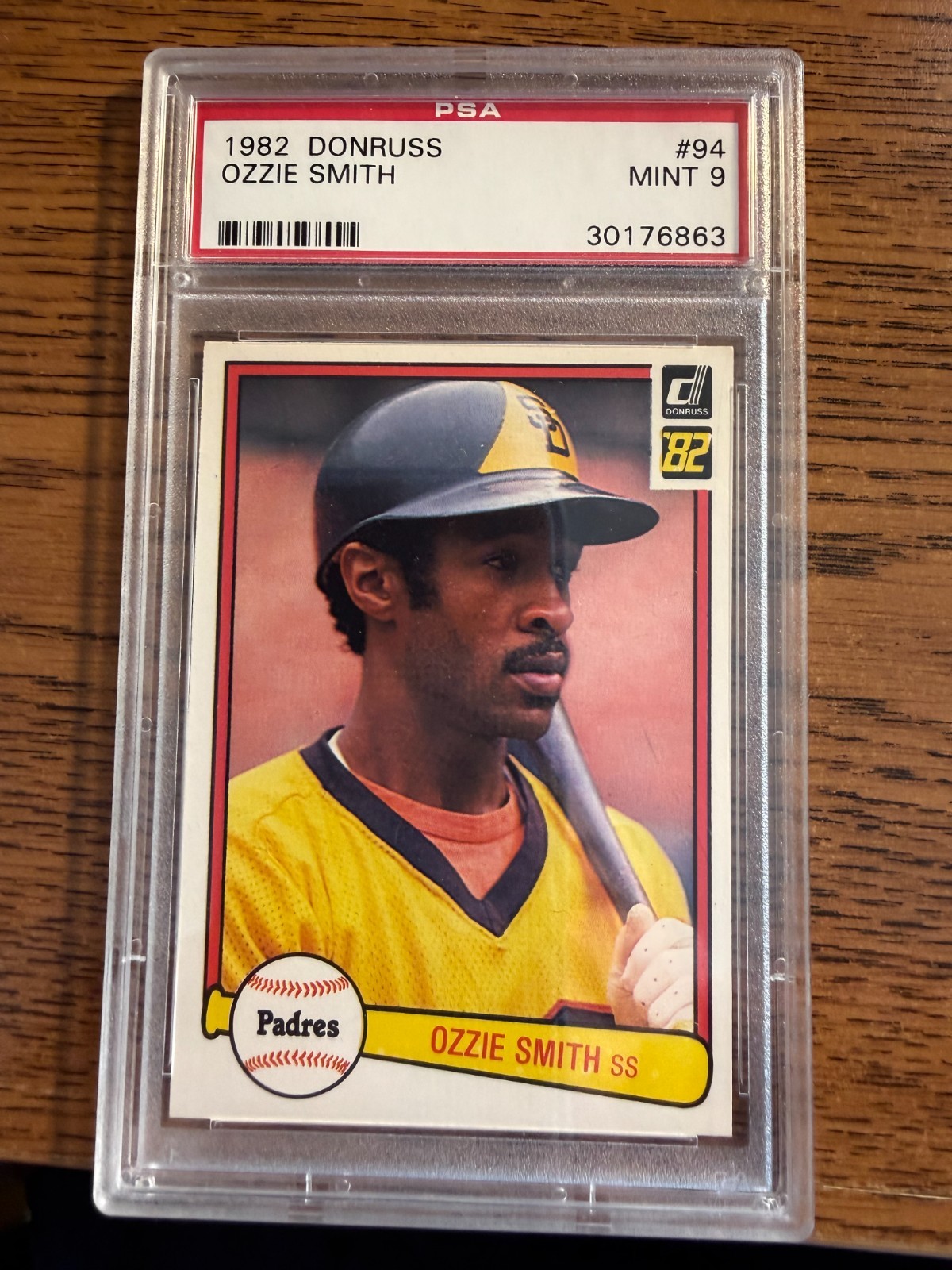 1982 DONRUSS # 94 OZZIE SMITH PSA 9