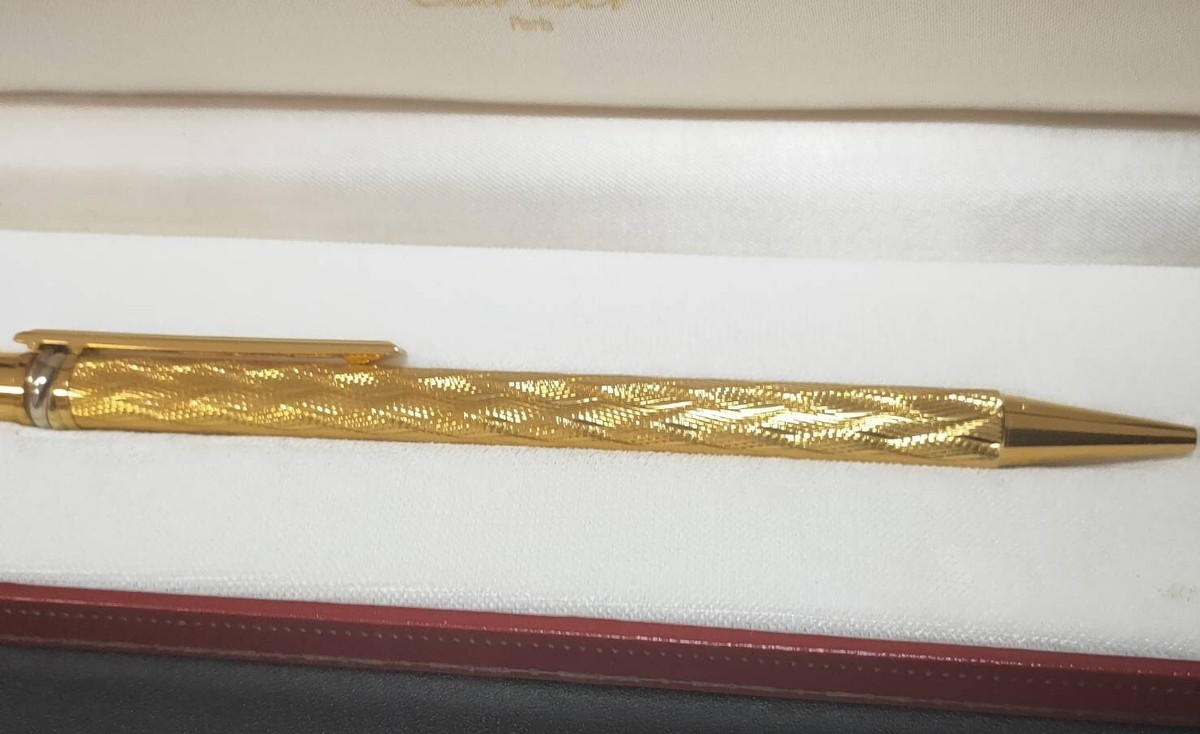 Vintage Cartier Twist Ballpoint Pen Trinity 18K Gold Plated  display picture 3