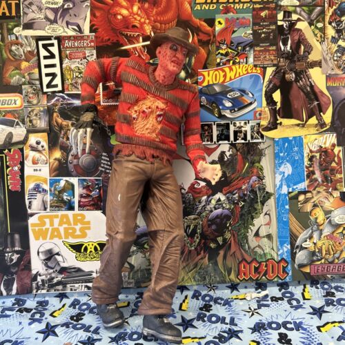 16 Inch Tall mexican bootleg vinyl Freddy Krueger figure SUPER RARE!