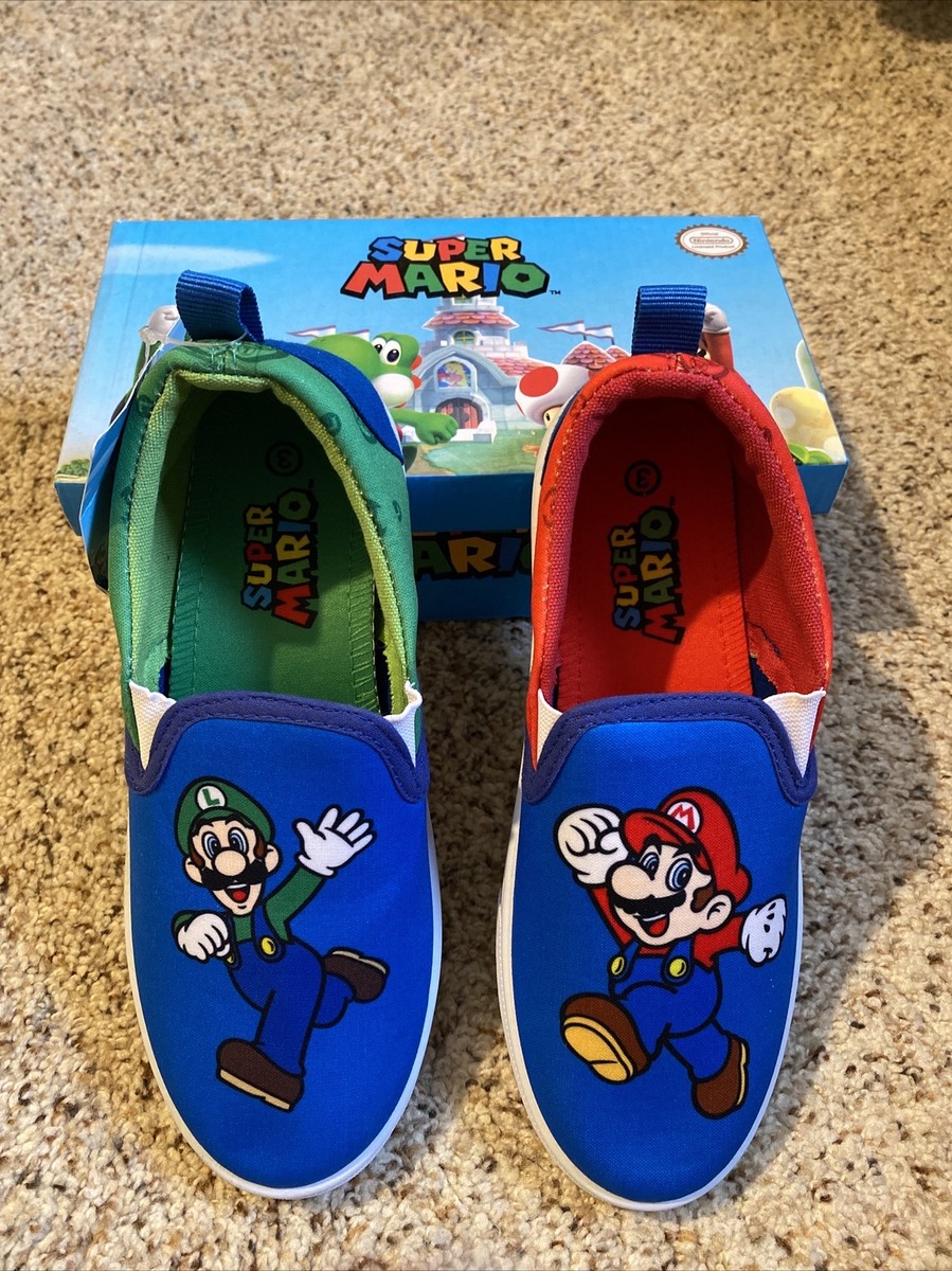 Super Mario Kids Slip on Sneakers Shoes Size 3 Mario & Luigi