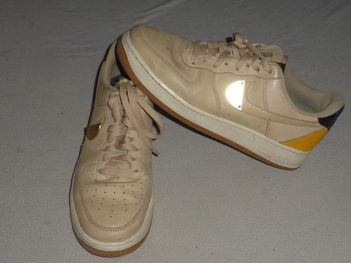 NIKE AIR FORCE 1 07 LV8 SHOES CT2298-200 SESAME UNIVERSITY GOLD