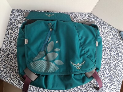 Osprey Flap Jill Courier Messenger Laptop Commuter Bag Khaki 17'' x 14'' x 4''    F
