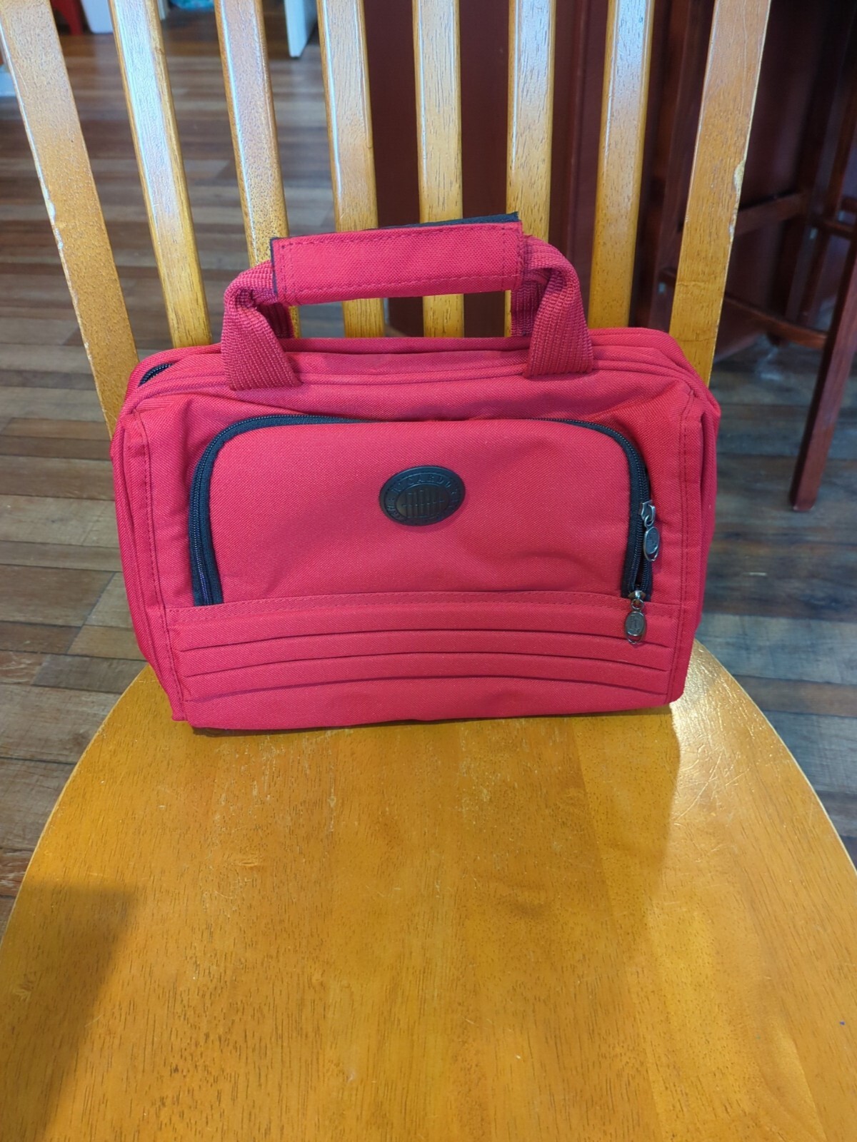Ricardo Beverly Hills Red Travel Toiletries Hanging Organizer Bag Carry