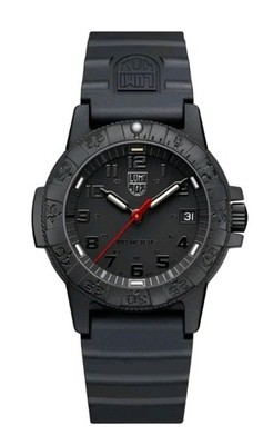 New Luminox 39mm Watch Leatherback Sea Turtle Giant Black Strap Dive XS.ZC01.BO