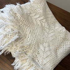 VTG Handmade Crochet Coverlet Tablecloth Ivor...
