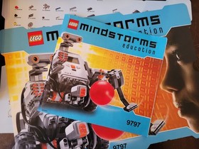 LEGO Mindstorms NXT 9797 Education Base Set with software