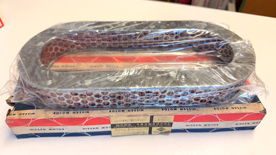 NOS Genuine Nissan / Datsun Air Filter Element 16546-E6810 - 325x152x42mm - 120Y