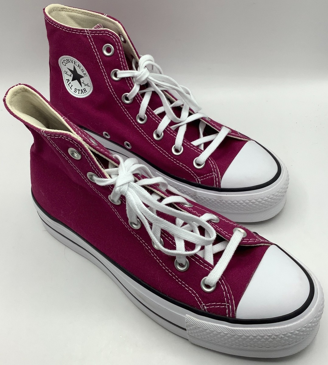 Converse Women's Size 8.5 Chuck Taylor All Star Lift Sneakers