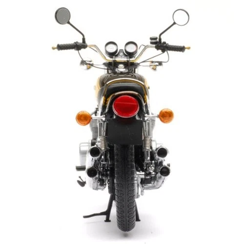 Minichamps DP 1/12 Kawasaki 900 Z1 Super 1973 Candy Green/yellow - Image 2 of 3