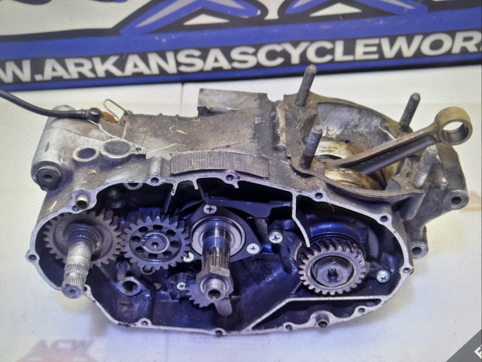 Q2-2 Lower Engine Motor Crank case 1975 Yamaha MX400 MX 400 