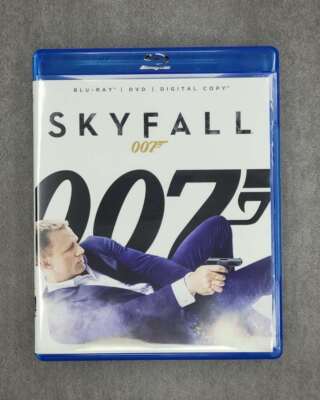 Skyfall [Blu-ray] DVDs