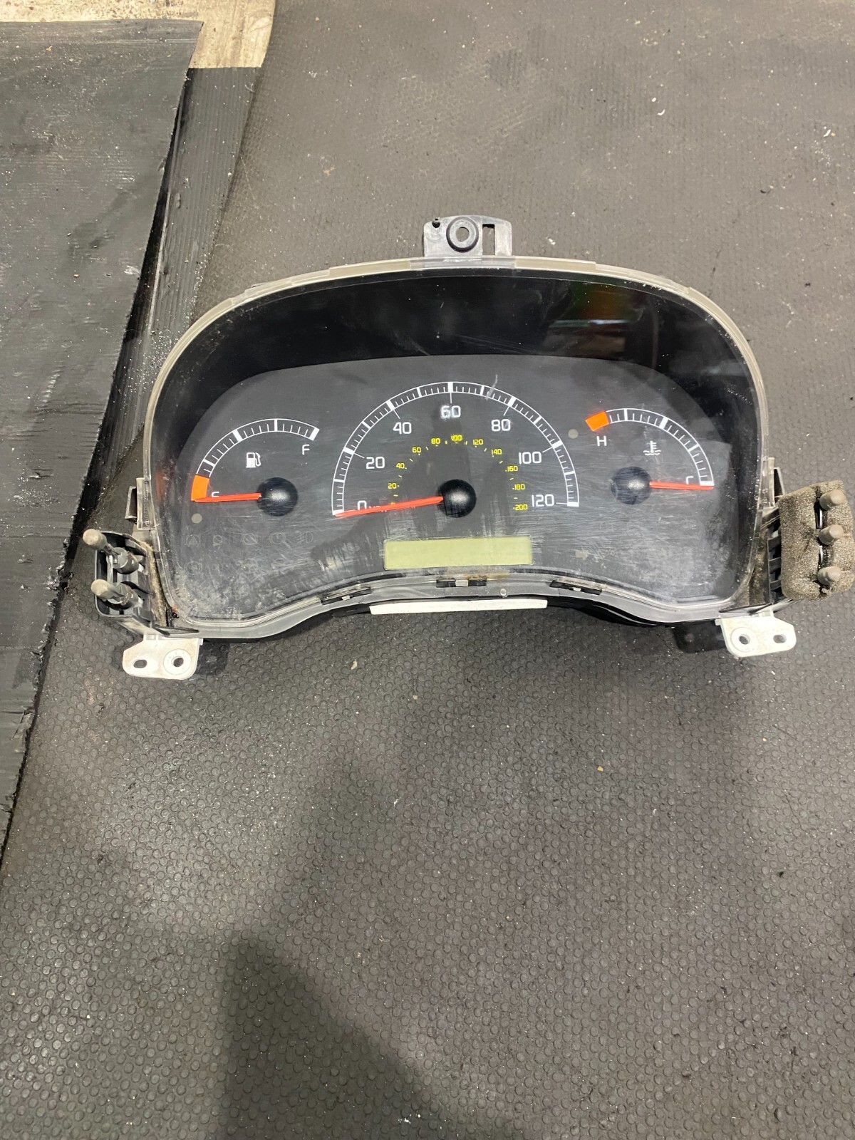 Picture 1 of 4
