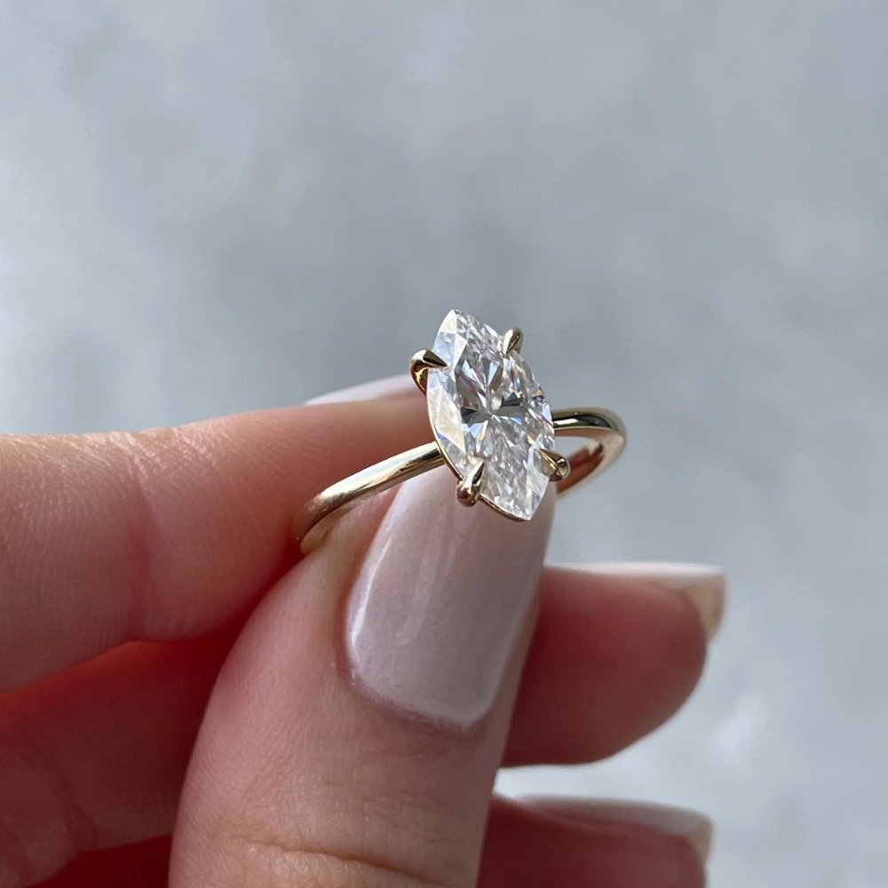 Bague De Fiançailles Or Jaune 18k - Diamant Marquise 1.00 Ct Certifié IGI - Taille Personnalisable