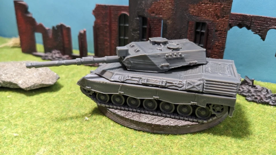 Leopard 1 A4 Tedesco Carro Armato Kalter Guerra Kit di Costruzione 1/87 1/72 1 - Immagine 2 di 3