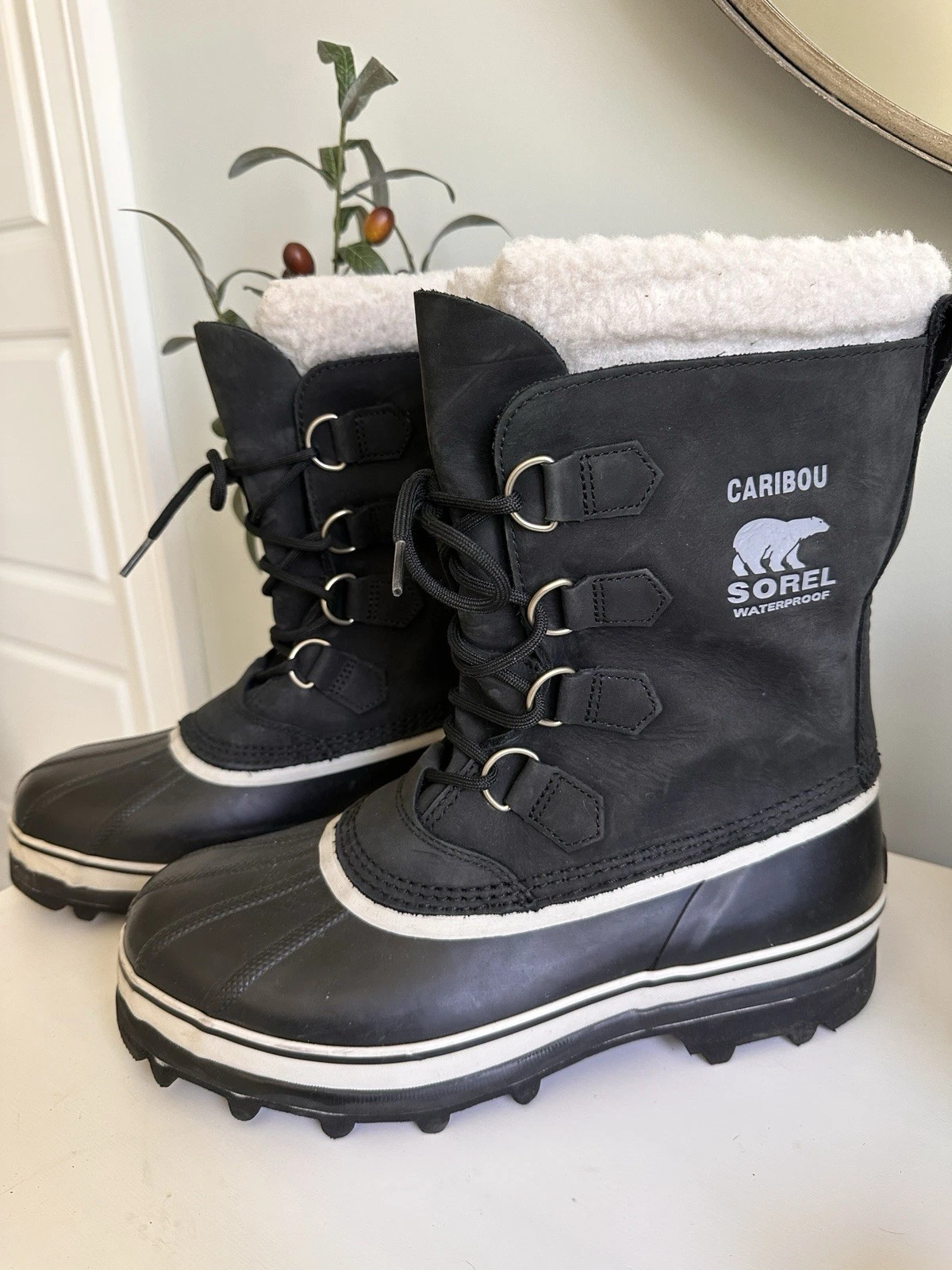 Sorel Caribou Boots Men 9 /Women 11 Winter Snow Black NL1005-011 Sherpa