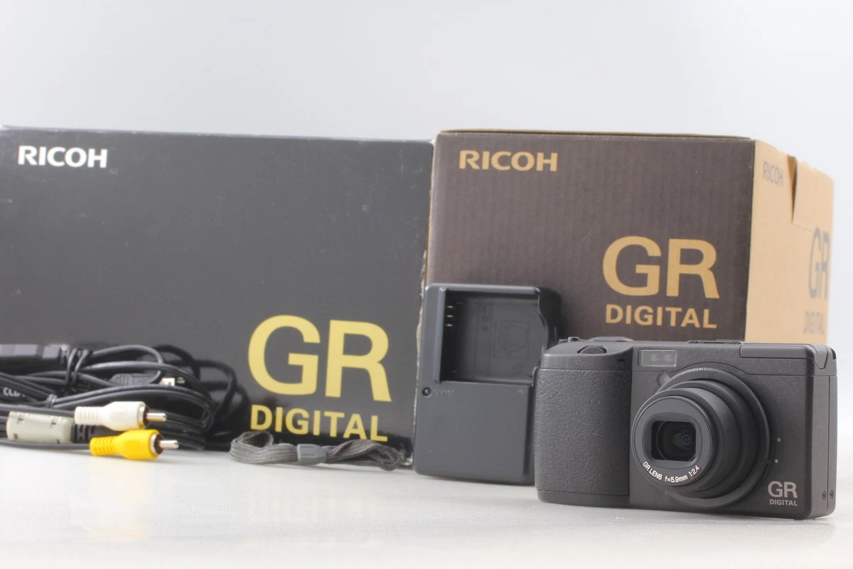 RICOH GR DIGITAL Ⅲ GRD3ショット数少なめ 【公式通販】