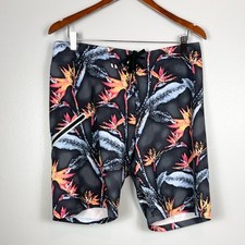 Tommy Bahama Men's Black North Shore Pixel in Paradise 9" Board Shorts size 32