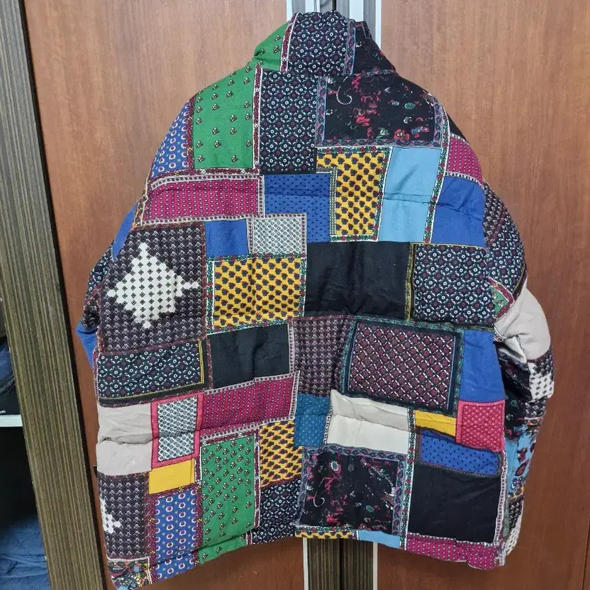 Patchwork Short Puffer Jacket, Oversized Quilted … - image 1