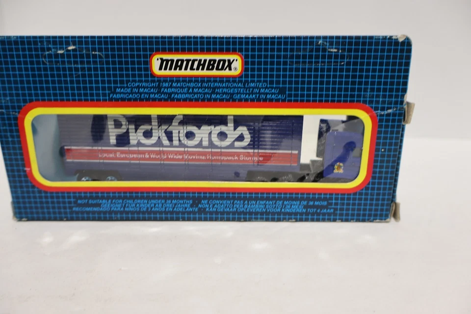 Matchbox Convoy CY-24 Pickfords Truck 1987 Blue Window Box Die Cast British Move - Image 3 of 3
